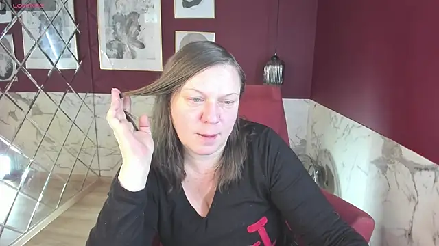 KellyPerfection online show from December 18, 5:23 am