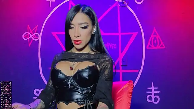 Snapshot of Depresion_Black chatting on October 9, 1:10 am Depresion Black online show from October 9, 1:10 am