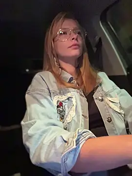 AnastasiaAniess online show from October 31, 9:41 pm