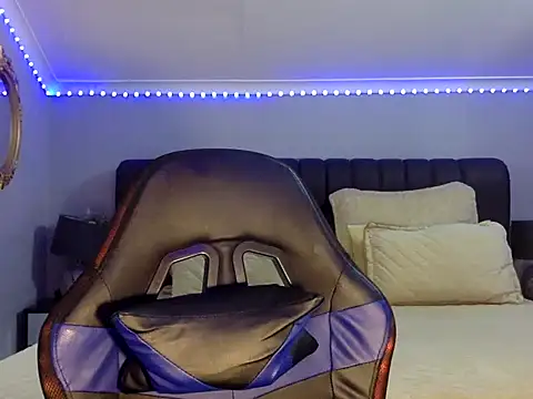 BOOTYBANGER24xx online show from October 7, 3:33 am