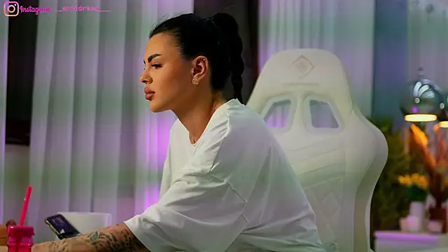 perfectt33n online show from March 23, 2:34 pm