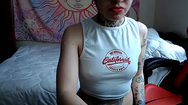 ArrangedFoot online show from February 22, 9:05 pm