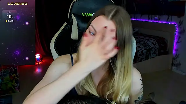 BiMolly online show from December 2, 12:56 am