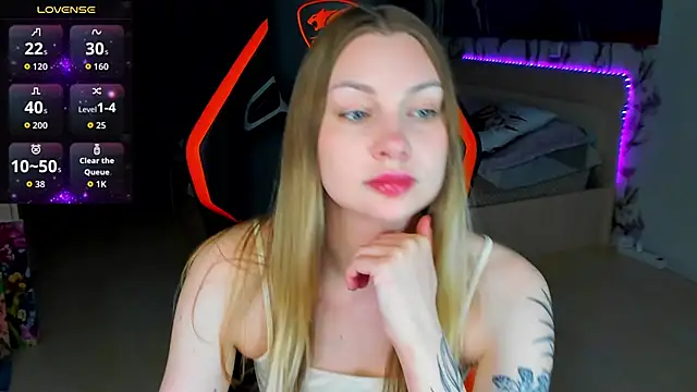 BiMolly online show from March 25, 9:39 pm