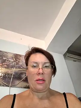 Snapshot of _lady_red_ chatting on September 16, 4:59 pm lady red online show from September 16, 4:59 pm