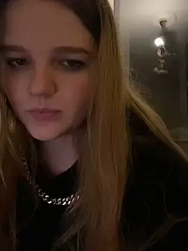 -MimmiLissa- online show from October 15, 5:15 pm