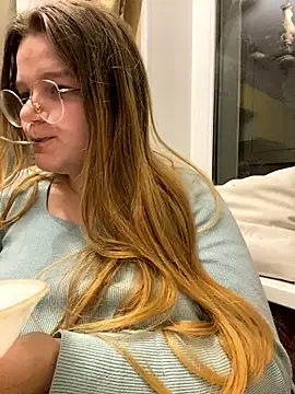 -MimmiLissa- online show from January 6, 2:37 am