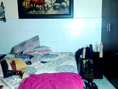 RobertaHott online show from October 3, 8:14 pm