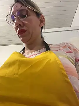 Gatitacarlita online show from May 29, 6:17 pm
