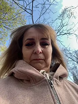 Irina2909xh online show from April 13, 12:28 pm