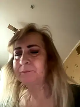 Irina2909xh online show from November 29, 7:23 am