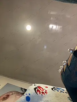 SQUIRTINGQUEEN11 online show from March 22, 3:01 am