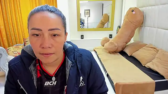 gaby trent online show from October 17, 3:26 pm