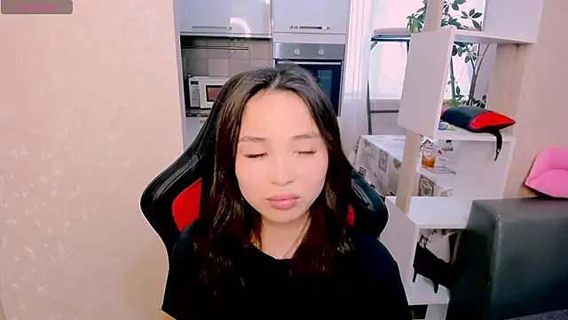 AyaMoon online show from October 24, 5:47 am