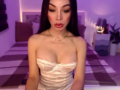 mariavega05 online show from July 11, 11:27 pm