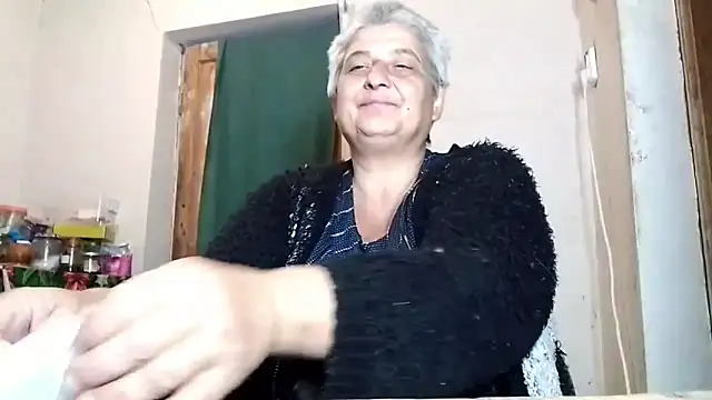 Snapshot of ExquisiteMature chatting on September 23, 10:19 pm ExquisiteMature online show from September 23, 10:19 pm