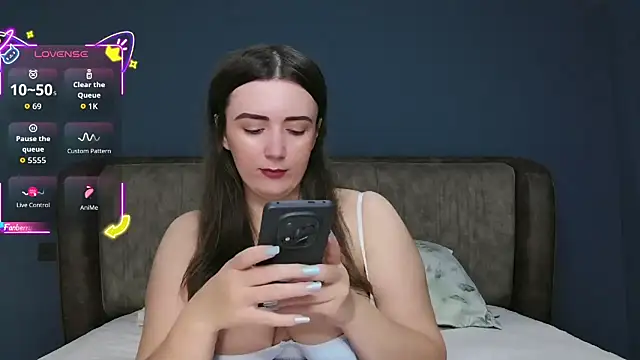 IamMolly online show from September 11, 7:47 pm