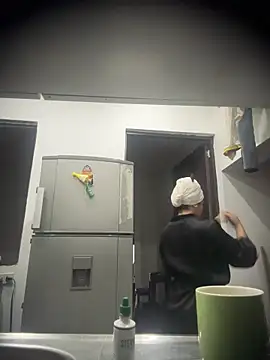 carolgaita online show from March 18, 10:09 am