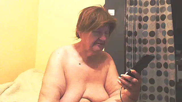 MioritaHard online show from April 6, 9:38 pm