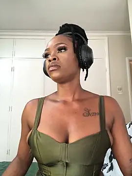 LuciousLips96 online show from October 11, 9:47 am