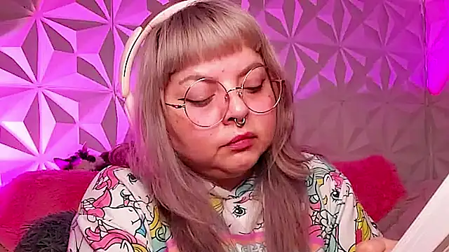 Satyn doll online show from November 24, 2:24 am