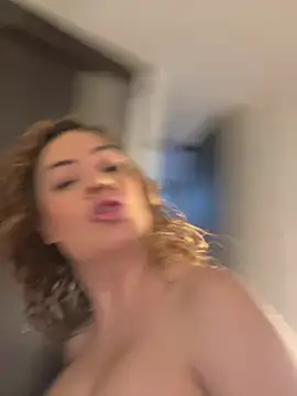 Rachell More online show from April 19, 2:55 am