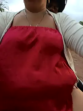 Brenda Berck  online show from January 5, 10:24 pm