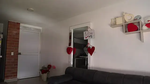  Vahos  online show from February 9, 7:16 pm