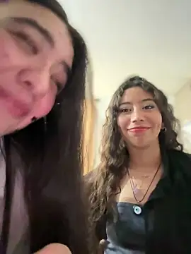 vaneelee online show from April 12, 2:03 am