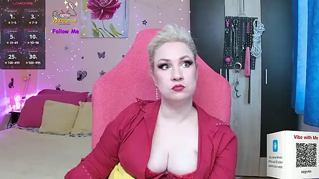 MissLexyGold online show from January 18, 2:02 pm