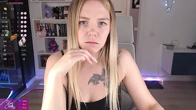 Emma Bryan online show from October 19, 6:10 pm