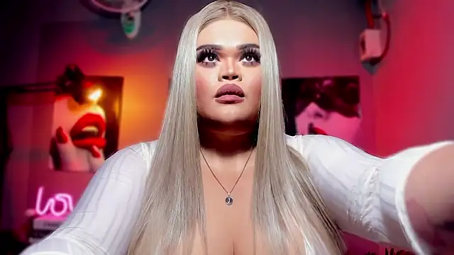 BelindaLovex online show from September 22, 9:30 am