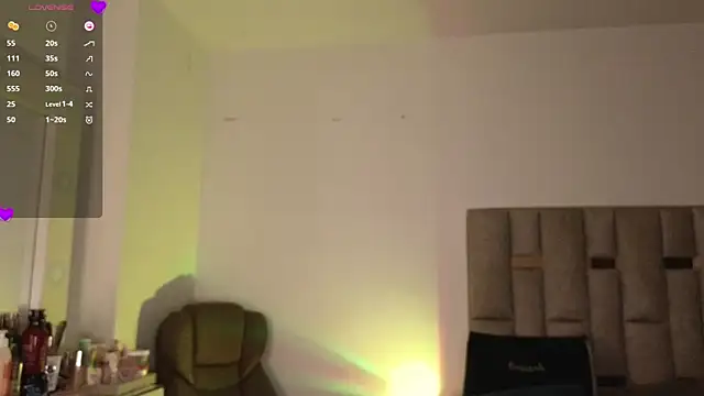 samanthaa  online show from January 15, 12:38 am