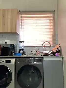 CurvyDesire1 online show from September 20, 6:55 am