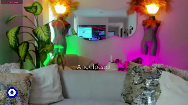 Angel Peach online show from December 1, 1:03 pm