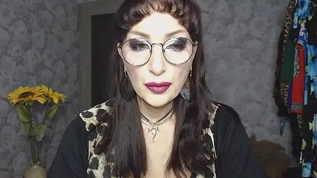 Aziza1 online show from March 20, 5:18 pm