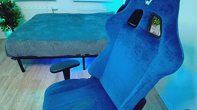 CranberryHot online show from October 26, 2:01 pm