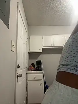 Creamesensation online show from April 8, 8:16 am