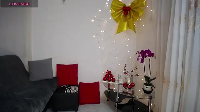  steffy  online show from December 18, 3:44 am