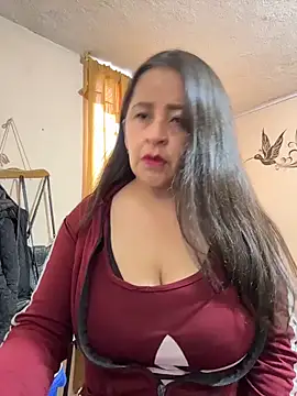 latinfemale online show from December 13, 9:54 pm