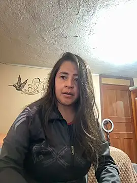 latinfemale online show from October 22, 11:32 pm