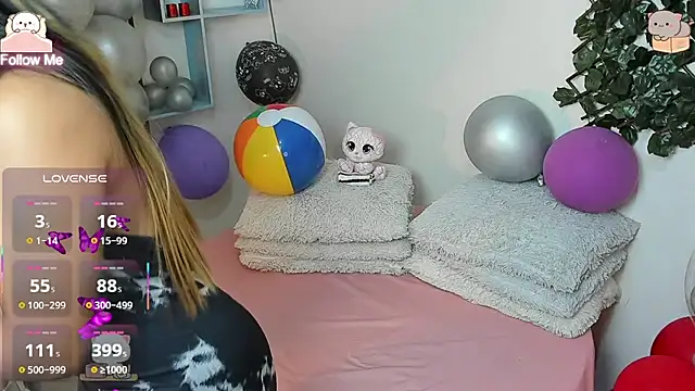 DestinyHills online show from March 3, 12:44 pm