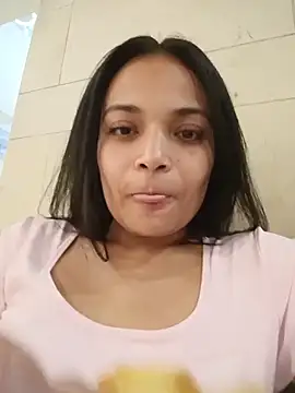  Estrellita  online show from June 3, 4:56 pm