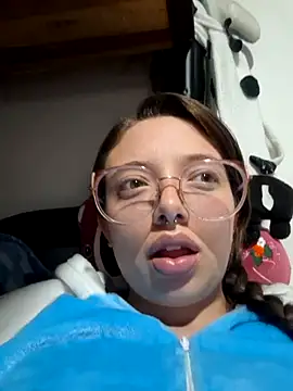 linda-schmidt online show from October 26, 3:46 am