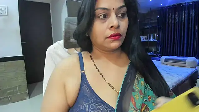 Snapshot of tarivishu23 chatting on October 8, 12:53 pm tarivishu23 online show from October 8, 12:53 pm