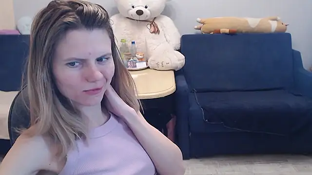 night is dark online show from February 6, 6:22 pm