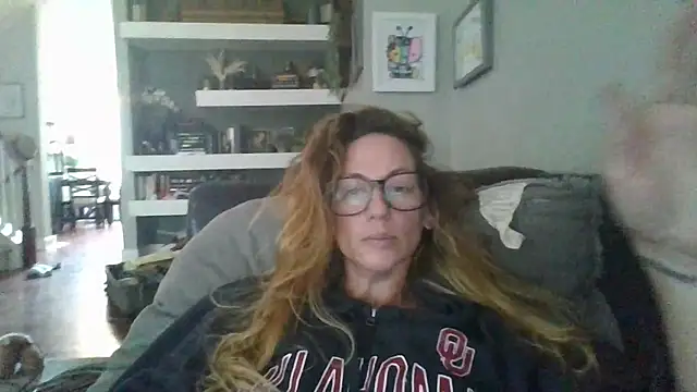 Rhodesxox online show from October 8, 6:34 pm