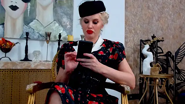 Snapshot of GoddessCeline chatting on October 7, 10:03 pm GoddessCeline online show from October 7, 10:03 pm