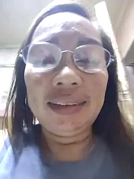 asianwet4u online show from December 18, 2:05 am