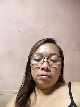 asianwet4u online show from April 12, 5:38 pm